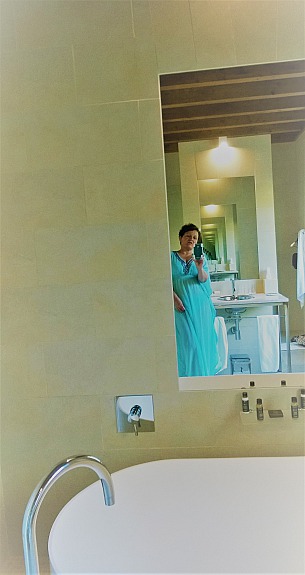 La Fiermontina: Selfie im Badezimmer unserer Suite - Annette Maria