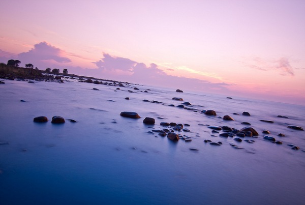 Seashore after sunset 7509