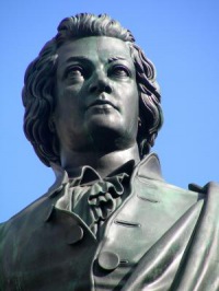 Mozart | Kunst & Kultur » Skulpturen & Statuen | S. Hofschlaeger / pixelio
