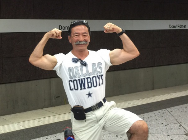 Yusuke Yahagi: Mit Shirt von den Dallas Cowboys