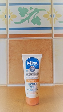 Tu Deiner Haut was Gutes mit Mixa - Mixa Line Beruhigend: Reparierende Handcreme