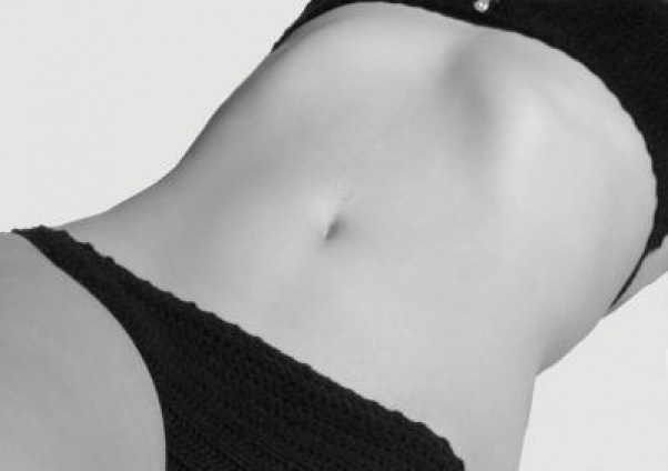 dream belly | Menschen » Körperteile | Eva Kaliwoda / pixelio