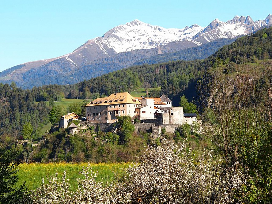 Hotel Schloss Sonnenburg in Sankt Lorenzen im Pustertal