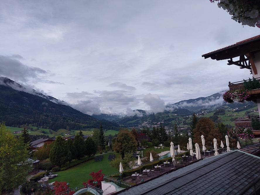 Hotel Oberforsthof: atemberaubender Ausblick auf St. Johann im Pongau