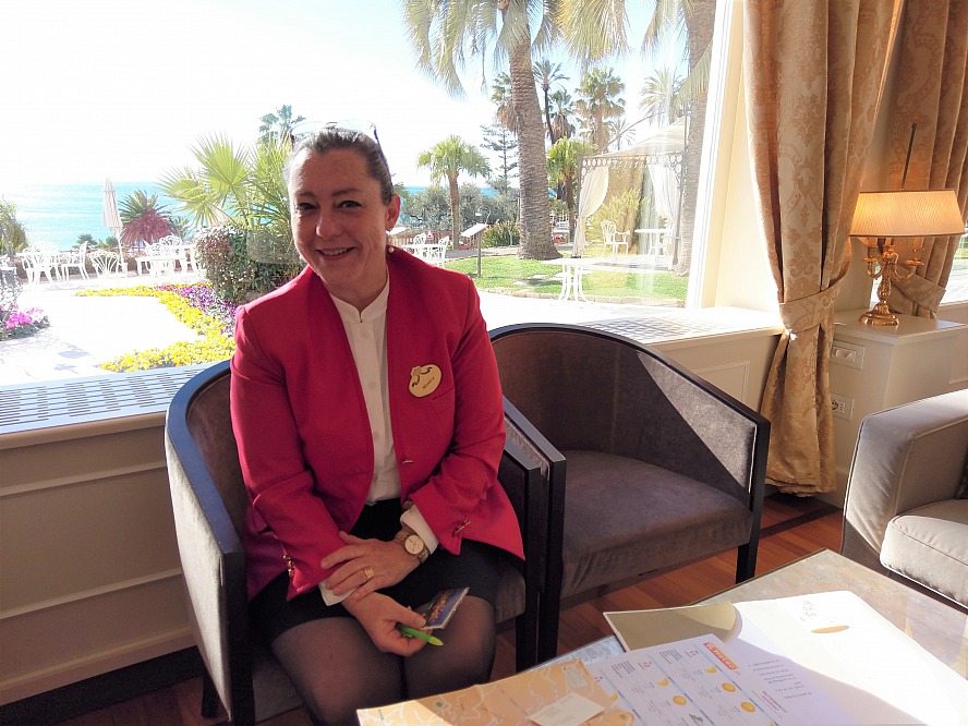 Royal Hotel SanRemo: PR-Managerin Monica Wild erklärt mir freundlich alles Wissenswerte.