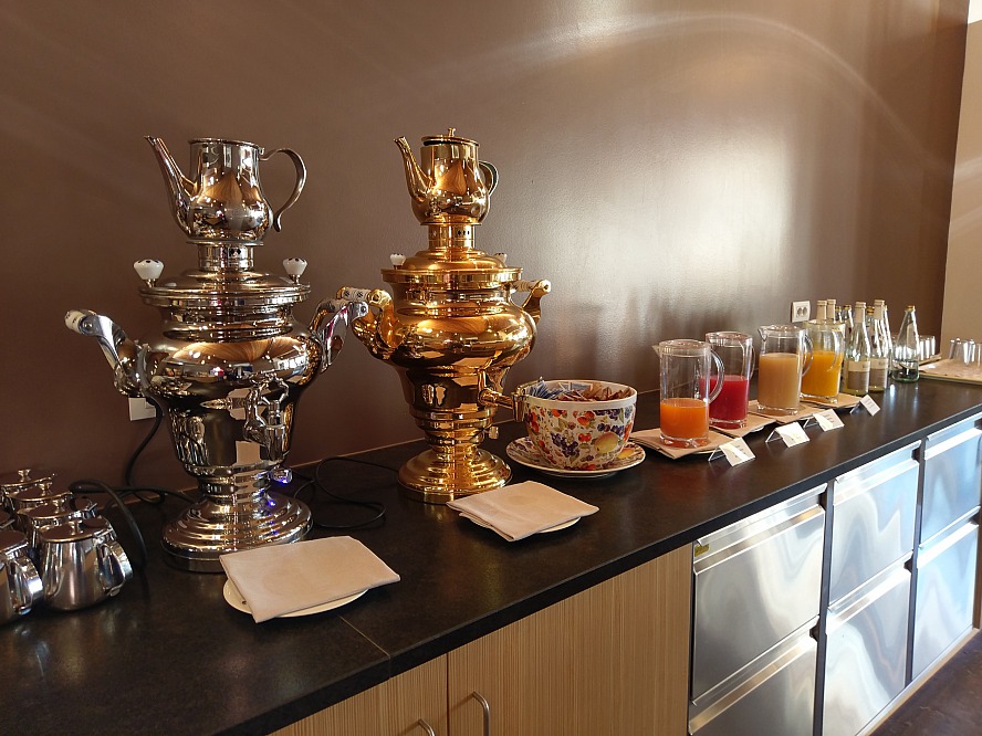 Hotel Cristal Obereggen: Getränkeauswahl zum Frühstück