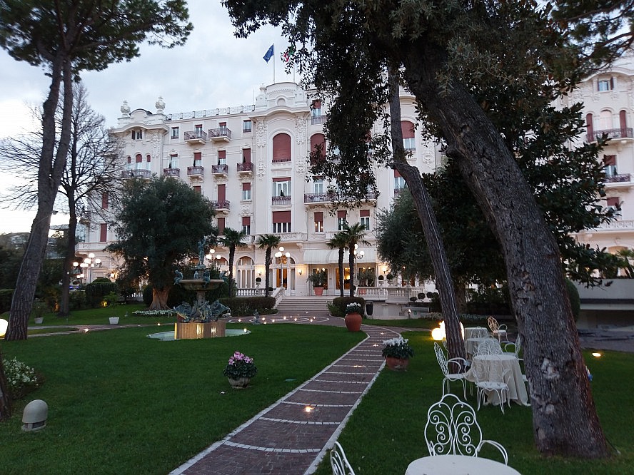 Grand Hotel Rimini: langsam wird es Abend