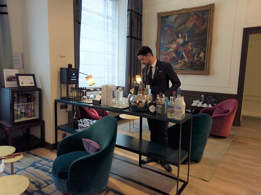 Hôtel d’Orsay - Esprit de France: Loungebereich