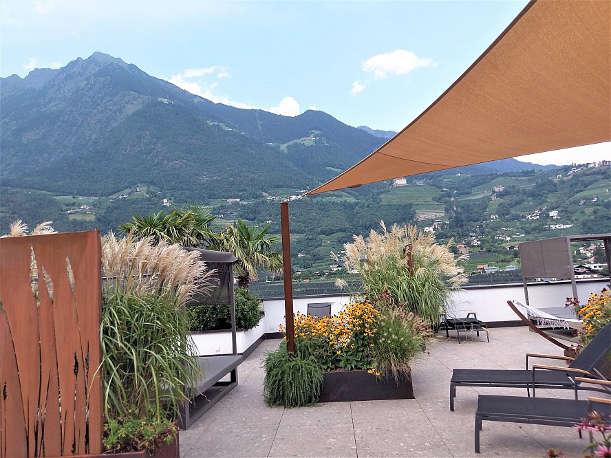 Hotel Wiesenhof: Der Dachgarten bietet einen schönen Rundum-Blick