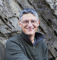 Dr. Ralph Skuban