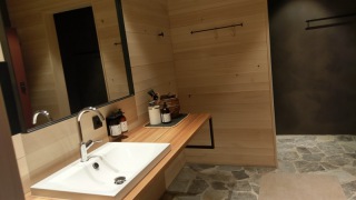 Fuchsegg Eco Lodge: Die verwendeten Seifen, Shampoos und Duschgels stammen von der biologischen und nachhaltigen Marke Valentina & Philippa aus Dornbirn im Vorarlberg