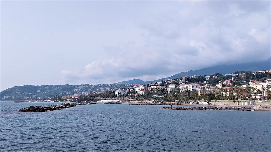 Royal Hotel Sanremo: Blick auf das Meer und die Promenade von Sanremo