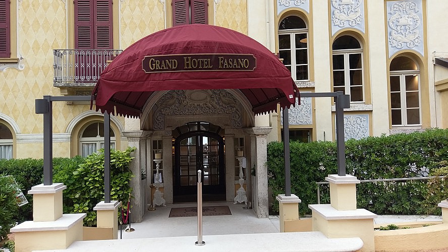 Grand Hotel Fasano: Elegantes Eingangsportal