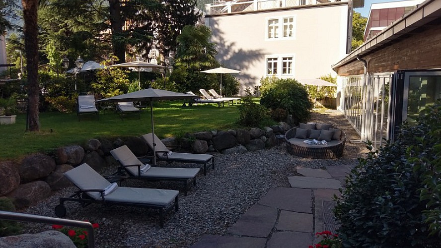 Hotel Meranerhof: Entspannen in der grünen Oase mitten in Meran