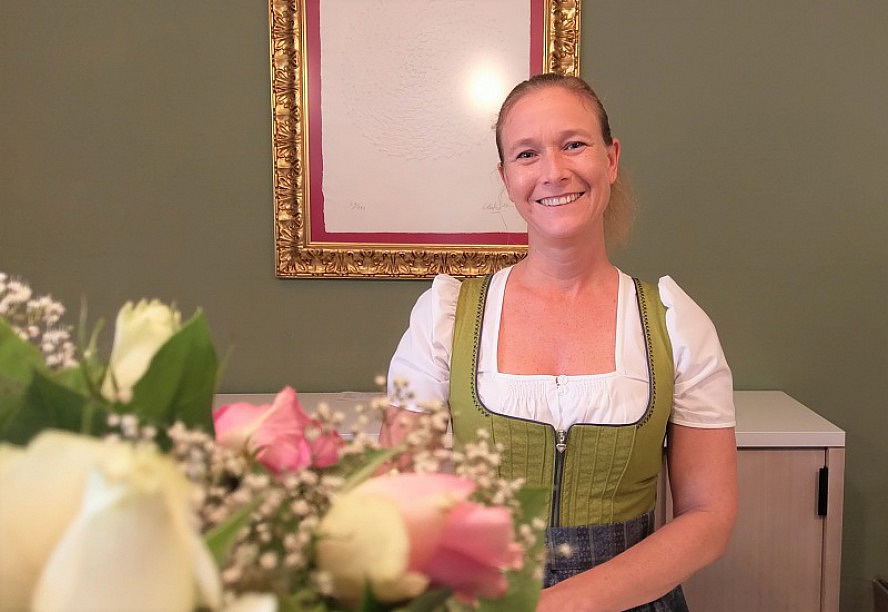 Romantik Spa Hotel Elixhauser Wirt: Wir werden bei unserer Anreise sehr freundlich von Susanne Brunner und ihrer Kollegin empfangen