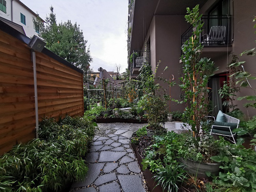 25hours Hotel Piazza San Paolino: der kleine Garten ist ein idealer Rückzugsort