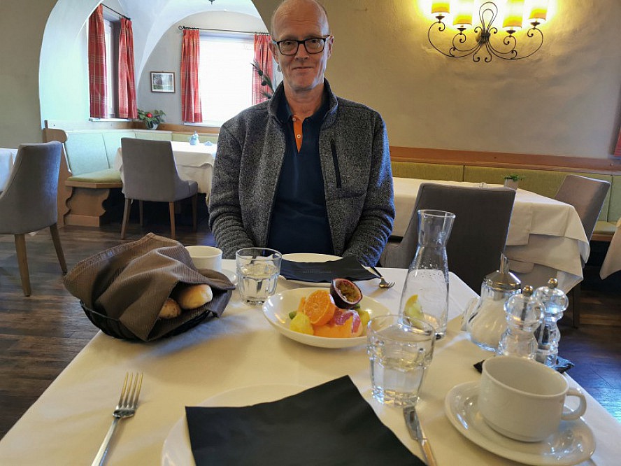 Hotel Ansitz Rungghof: Axel im gemütlichen Frühstücksraum