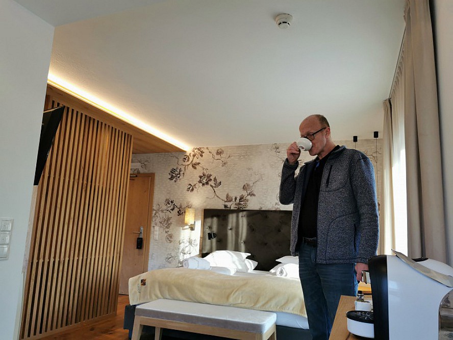 Hotel Ansitz Rungghof: erstklassige Suite mit erstklassigem Espresso... Es könnte nicht besser sein!