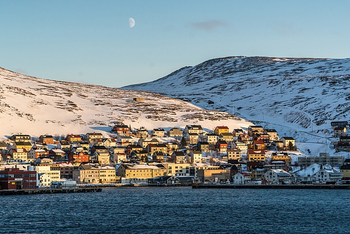 Besonderes Highlight einer Antartik Kreuzfahrt: Die Südshetlandinseln Half Moon Island