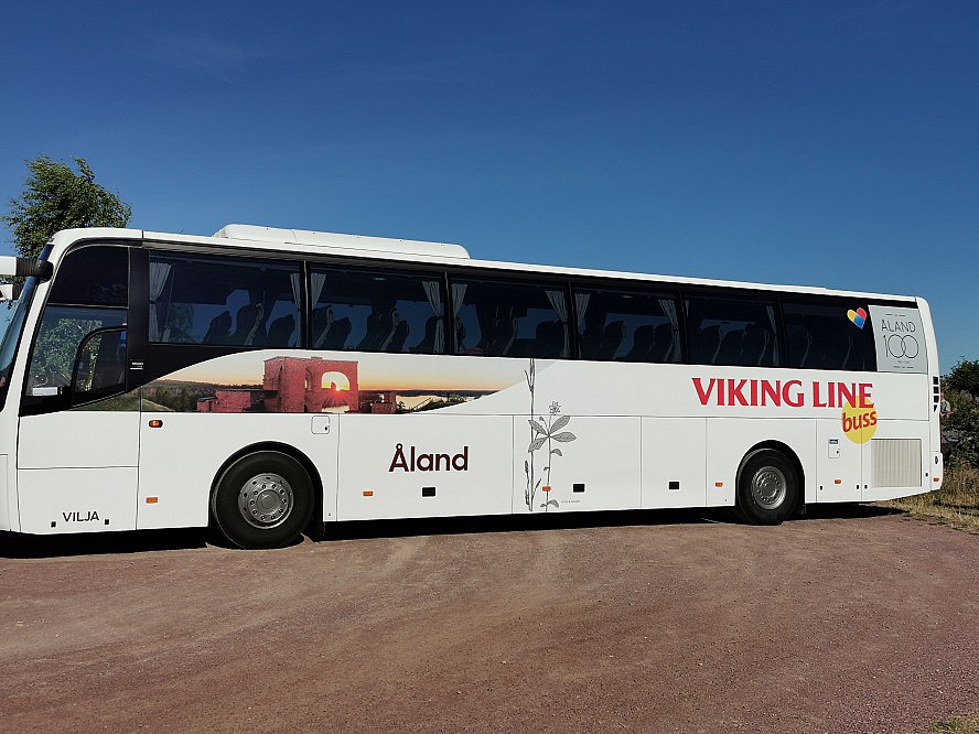 WORLD VOYAGER: Unser Bus beim Ausflug in Mariehamn