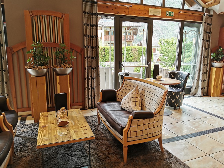 Dolce Vita Hotel Jagdhof: Gemütliche Sitzgelegenheiten laden zum Verweilen ein