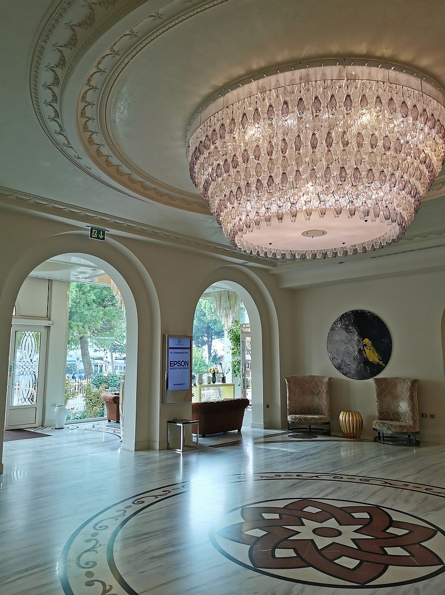 Grand Hotel da Vinci: Kostbares Interieur, wertvolle Materialien und hochqualitative Serviceleistungen