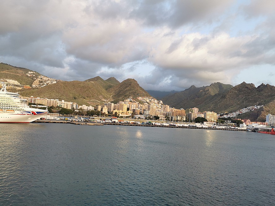 Vasco Da Gama: Santa Cruz de Tenerife ist eine wunderschöne Hafenstadt auf Teneriffa