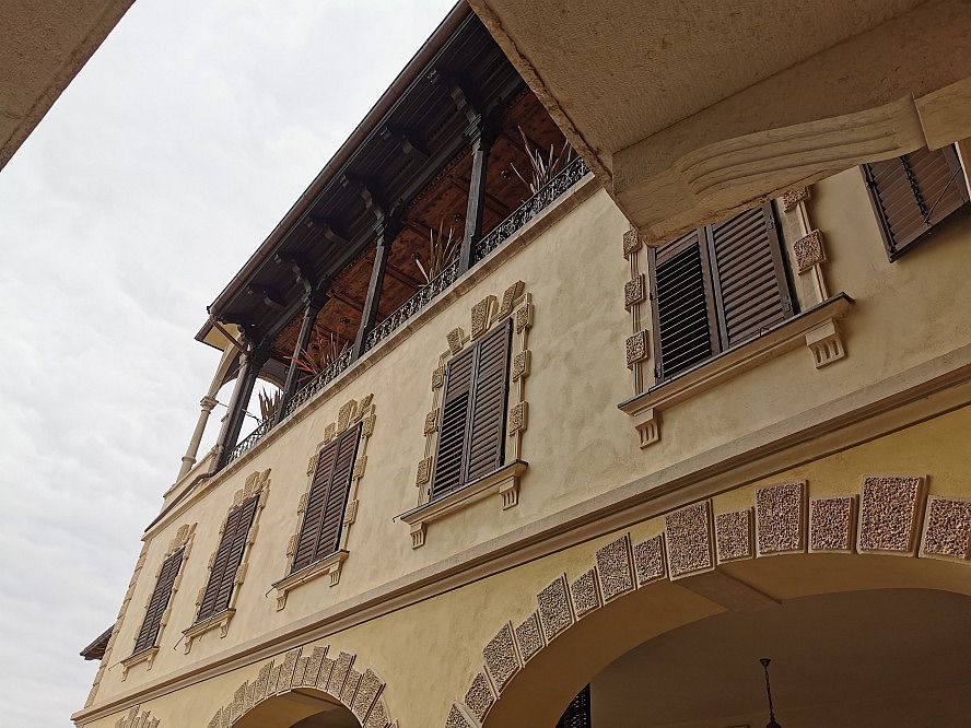 Goldengel Suites: Einer der vielen prachtvollen Palazzi in der Altstadt
