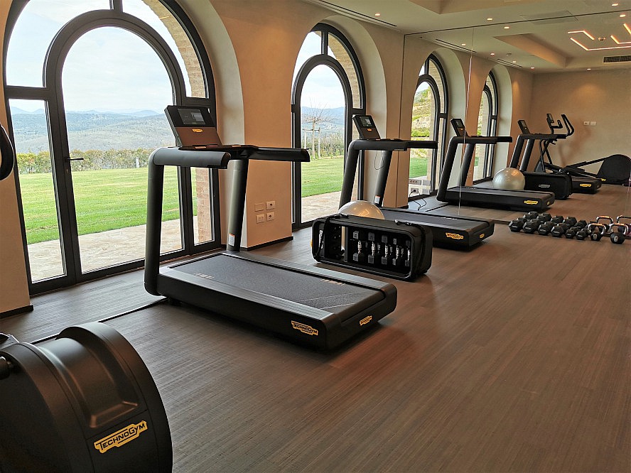 The Club House of Fontanelle Estate Brand: Fitness mit Ausblick