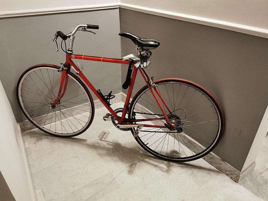 Genua - Rolli De Mar: Fahrrad im Keller des Palazzos