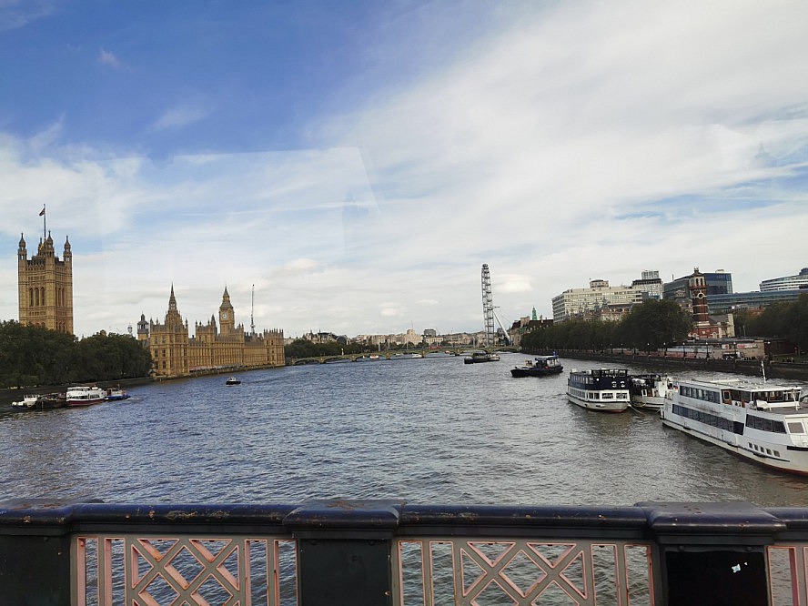 VASCO DA GAMA: Blick auf die Themse in London