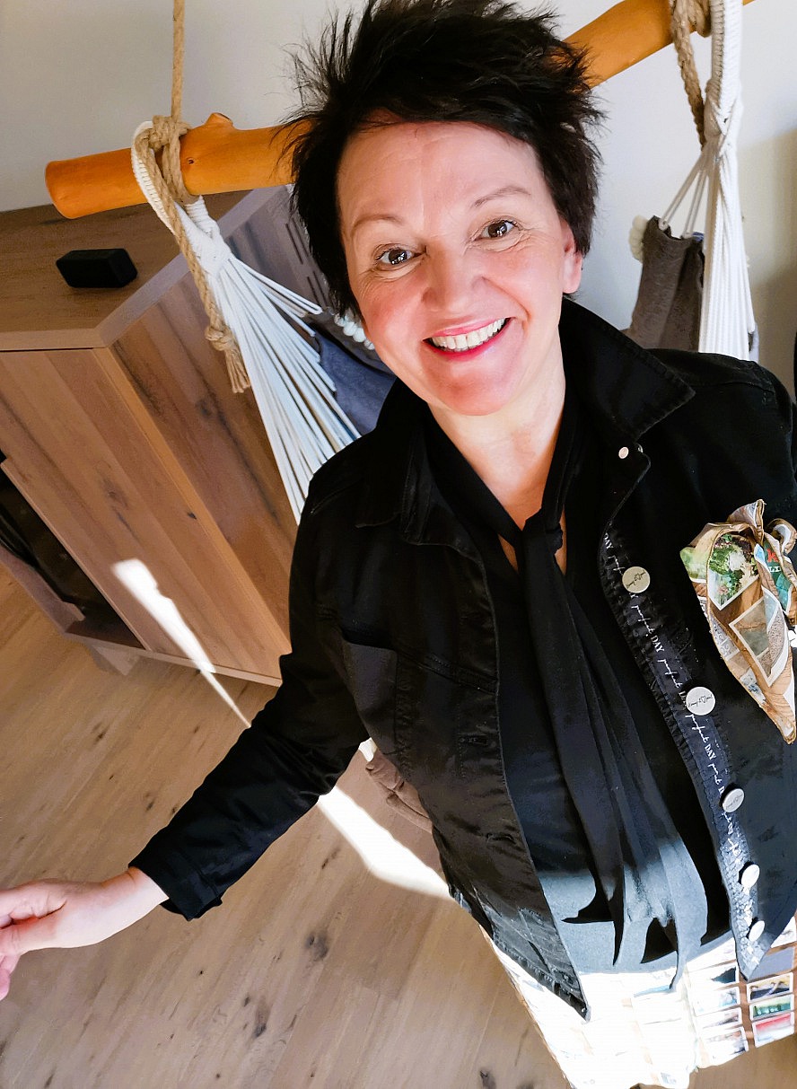 Gut Sonnberghof: Annette Maria freut sich über das komfortable Zimmer für erholsame Nächte