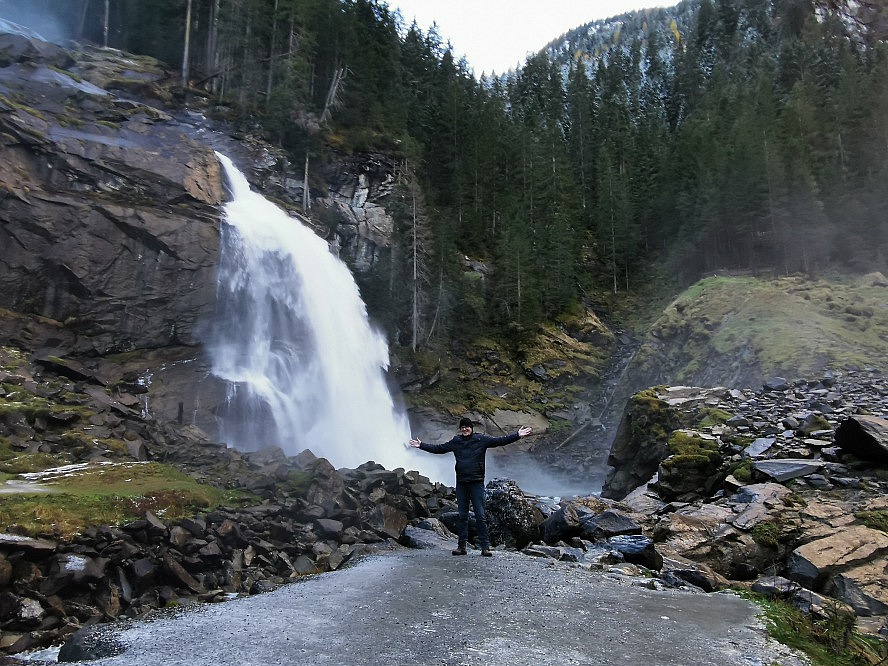 Gut Sonnberghof: Hier sind Axel und ich im November ganz allein unterwegs am Krimmler Wasserfall