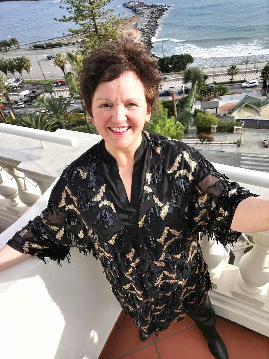 Royal Hotel Sanremo: Annette Maria in der samtweichen Vor-Frühlingssonne