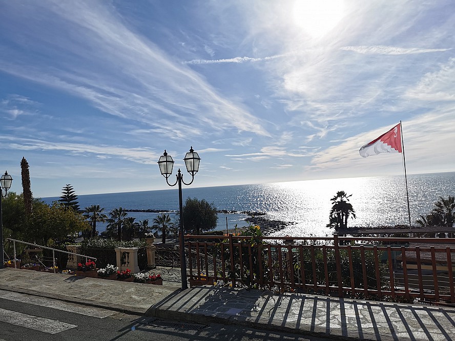 Royal Hotel Sanremo: Blick auf das glitzernde Mittelmeer