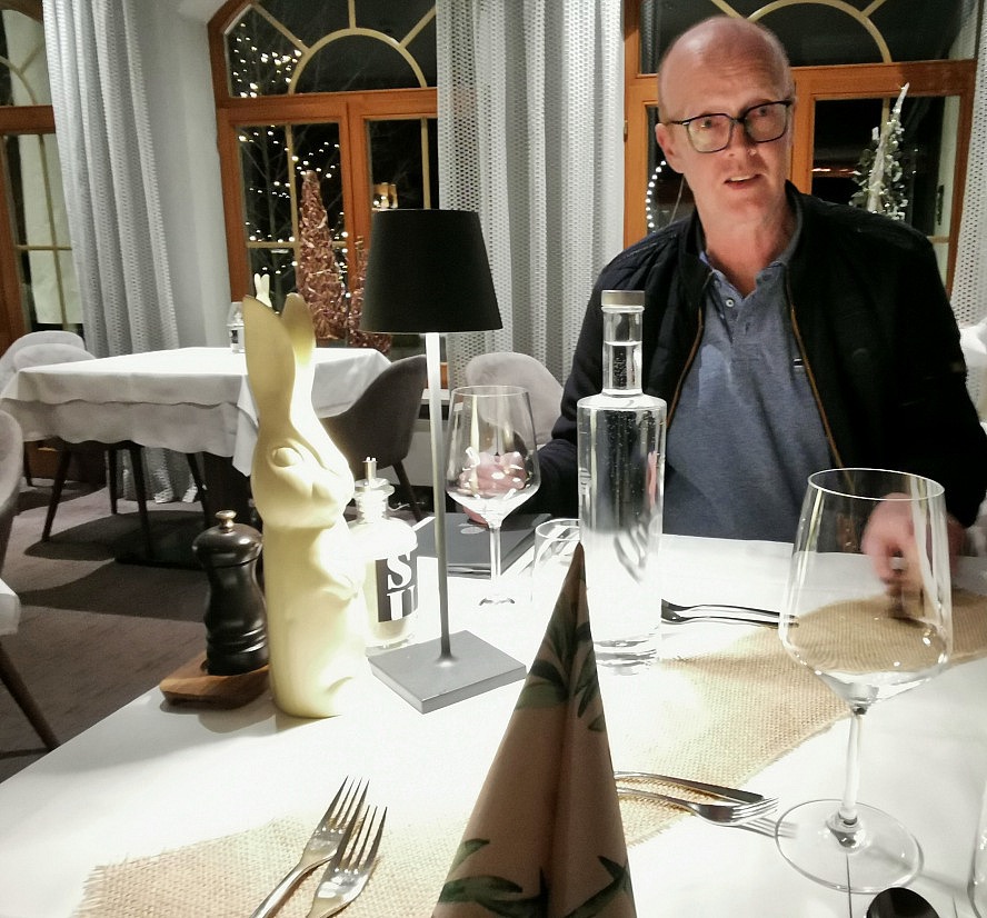 Hotel Lindenwirt: Axel freut sich auf das Dinner