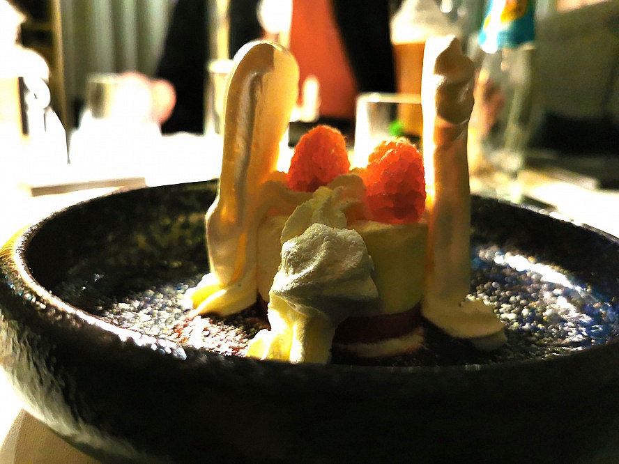 Hotel Lindenwirt: künstlerisch gestaltete Kreationen zum Dessert