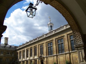 Cambridge, College-Innenhof | Europa » Großbritannien | Rolf Handke / pixelio
