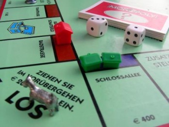 Monopoly - Gehe über Los | Objekte » Freizeit | S. Hofschlaeger / pixelio