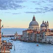 Die schönsten Sehenswürdigkeiten in und um Venedig entdecken