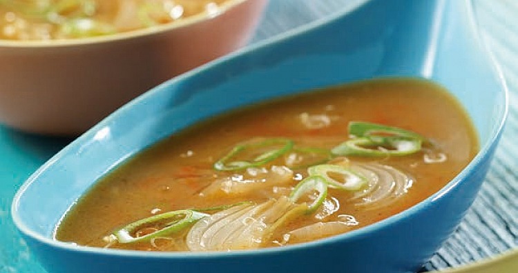 Exotische Curry-Zwiebel-Suppe